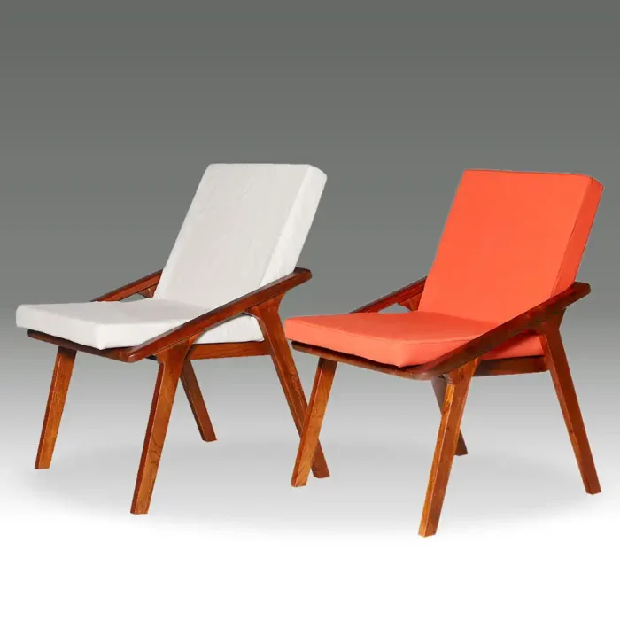 silla Cora en madera de acacia y textil en marfil y papaya